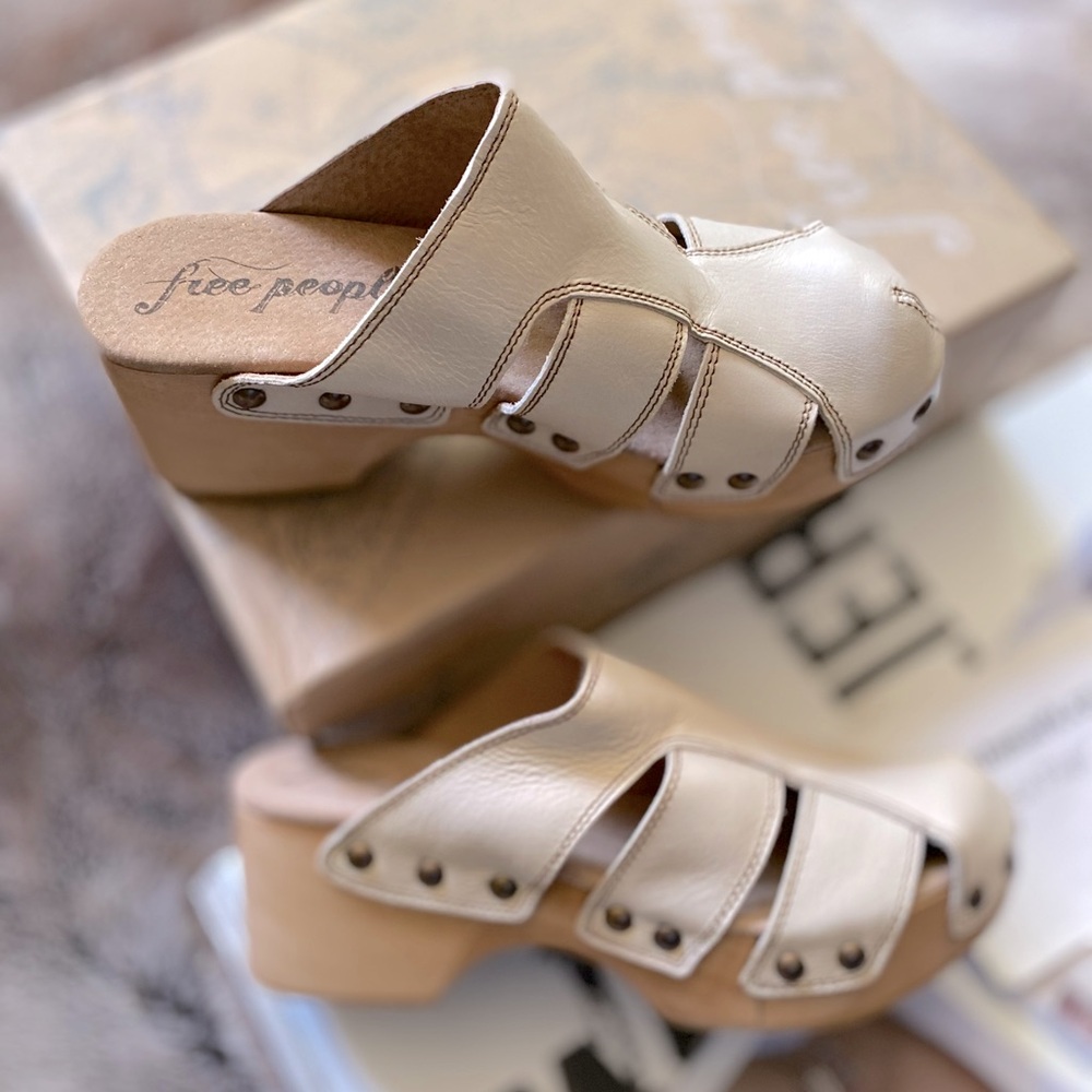 Free People Fisherman Leather Wooden Clog Mules, size 39 / 8.5 - Picture 13 of 15